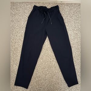 Lululemon Keep Moving 7/8 Pant in True Navy